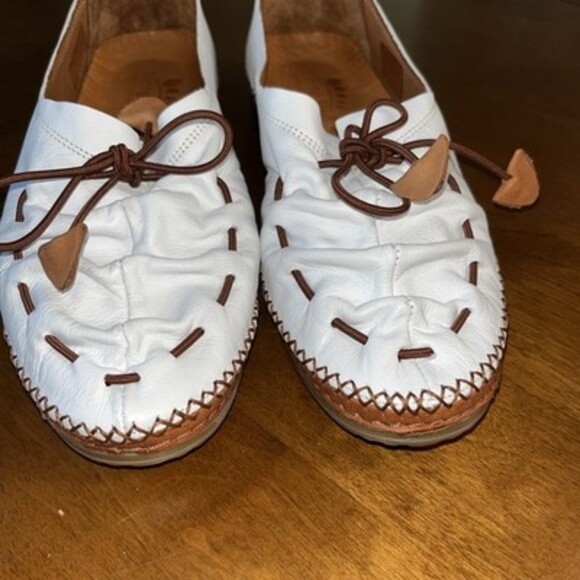 spring step shoes Berna White Leather Loafers Flats 16103-1912 Size 38 7 7.5 - Picture 6 of 11